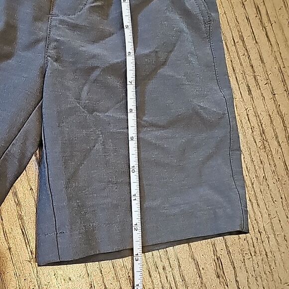 Gray shorts size 6 Bixby Nomad - Picture 5 of 8